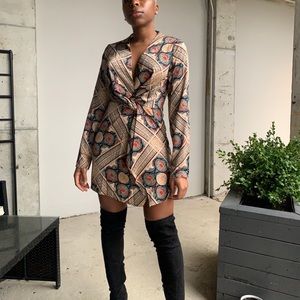 Silky Twist-Front Misguided Dress